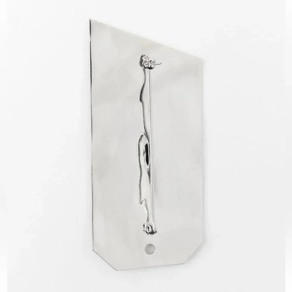 ZARA PLAQUE BROOCH WITH TEXT - Picture 7 of 9